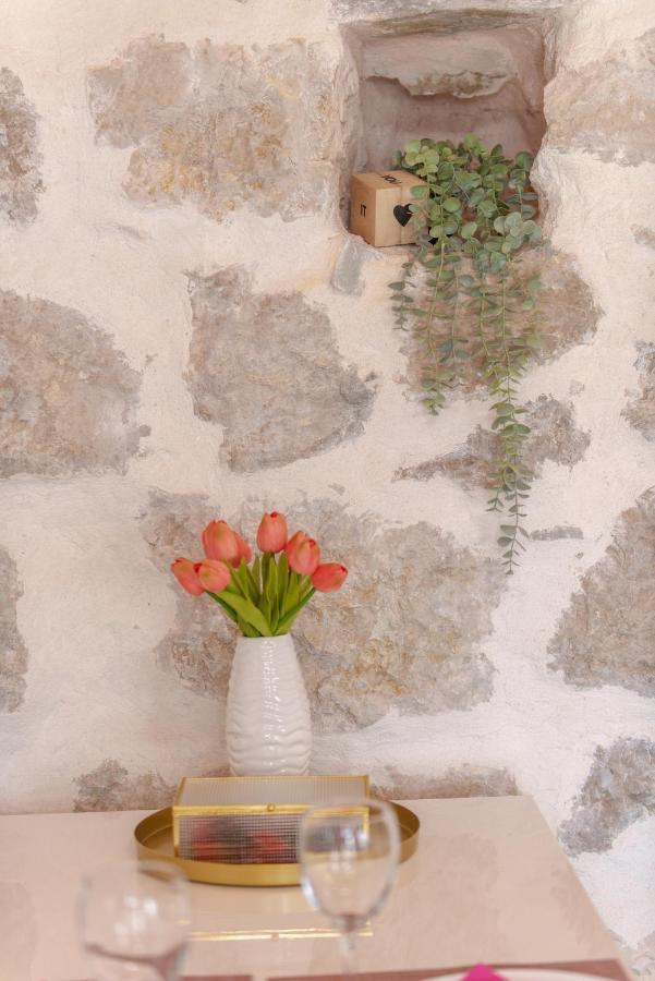 Little Stone House Apartman Buici  Kültér fotó