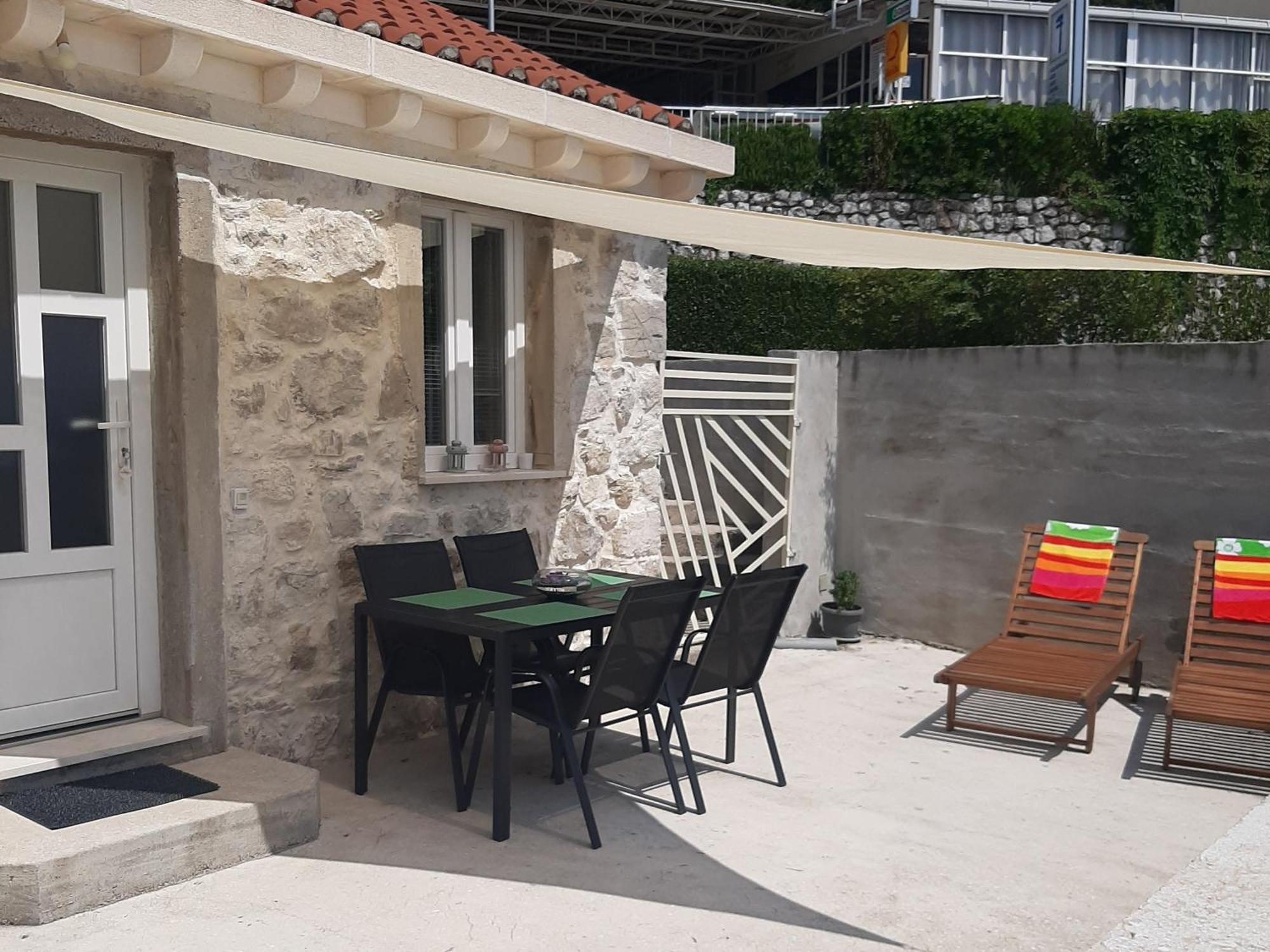 Little Stone House Apartman Buici  Kültér fotó